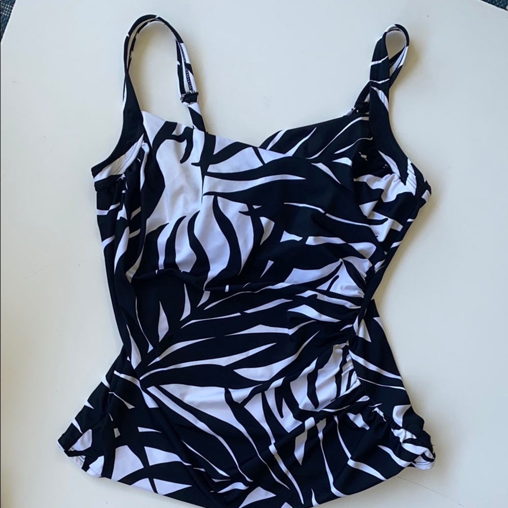 Miraclesuit Tankini Black+White Zebra Swimsuit Top Sz 18 $110